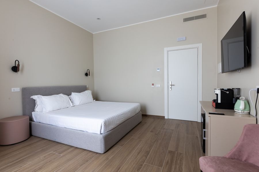 Room con pouf